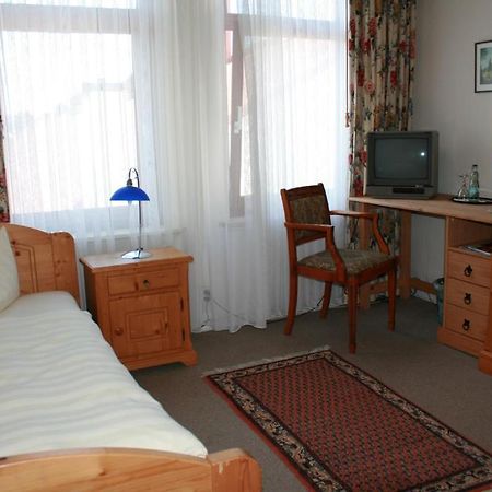 Hotel Zur Krone Bad Pyrmont Ngoại thất bức ảnh