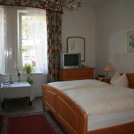 Hotel Zur Krone Bad Pyrmont Ngoại thất bức ảnh