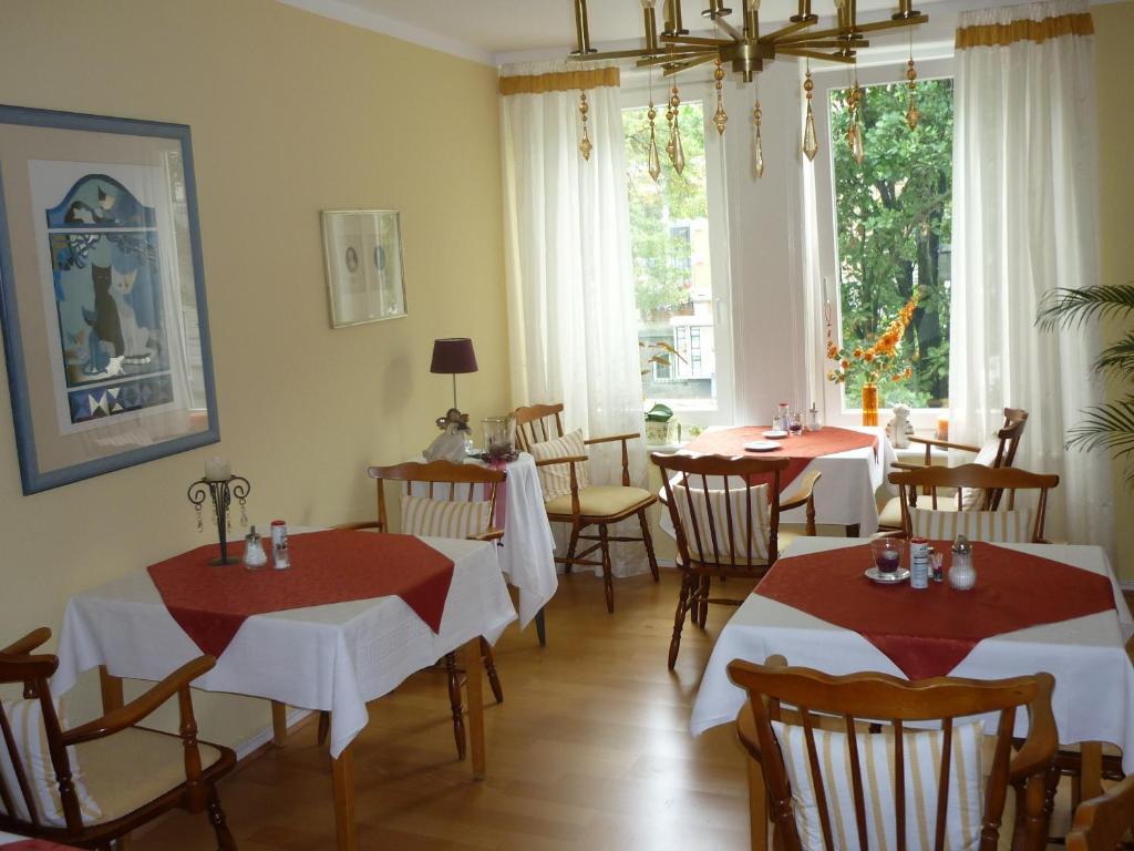 Hotel Zur Krone Bad Pyrmont Ngoại thất bức ảnh
