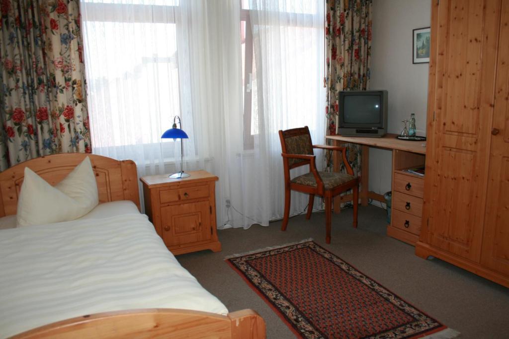 Hotel Zur Krone Bad Pyrmont Ngoại thất bức ảnh